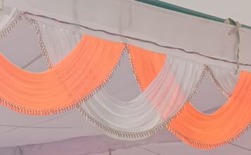 मोकलपुर ढाब में उमड़ा जनसैलाब, मंत्री अनिल राजभर ने दी 63 करोड़ से अधिक के विकास कार्यों की सौगात