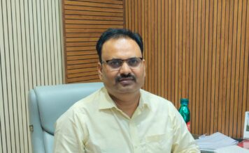चंदौली: बारिश और तेज हवाओं से फसल नुकसान पर किसानों को राहत, PMFBY क्लेम के लिए 72 घंटे का अल्टीमेटम