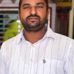 वाराणसी के बड़ागांव बाजार में दर्दनाक हादसा: रामेश्वर मंदिर दर्शन करने गए युवक की हैंडपंप से पानी निकालते समय करंट लगने से मौत